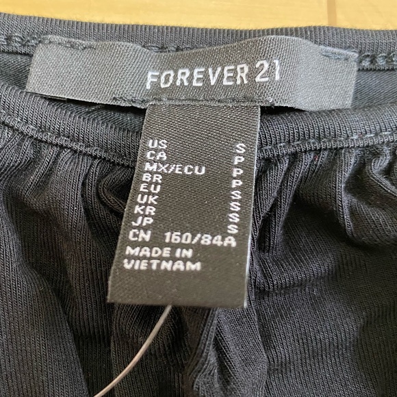 Forever 21 Cropped Tank Top - Picture 2 of 6